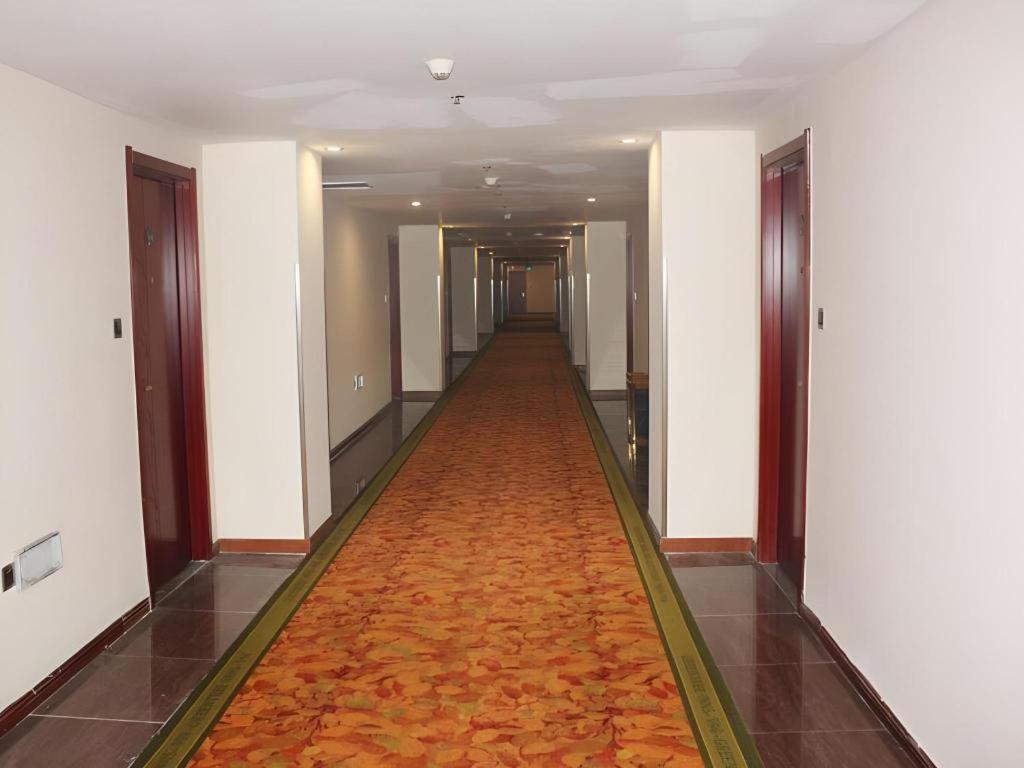 Greentree Inn Jining Yanzhou Jiuzhou Fangyuan Business Hotel Exteriör bild