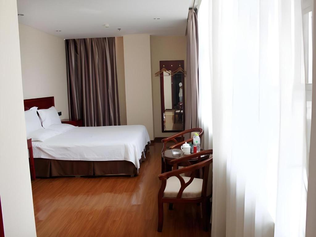 Greentree Inn Jining Yanzhou Jiuzhou Fangyuan Business Hotel Exteriör bild
